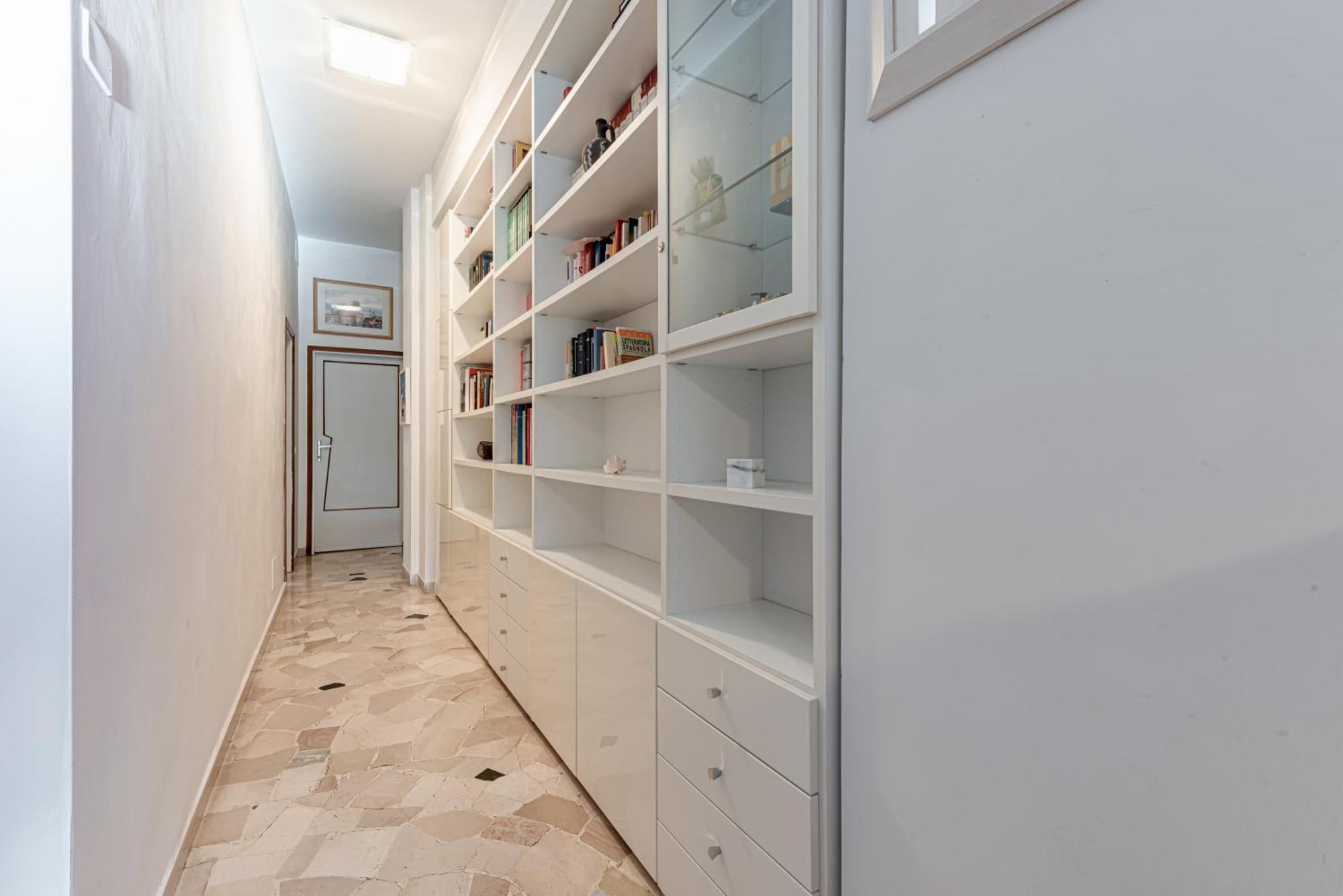 Nada's House - Florencia